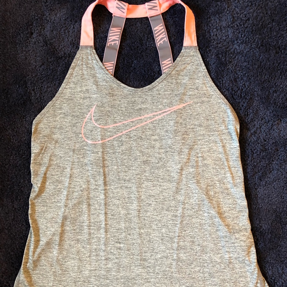 Nike tank